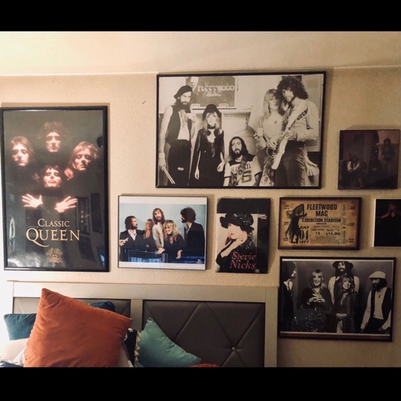 STEVIE NICKS-Christine McVie 8X10 Framed Photo 70s - Picture 2 of 5